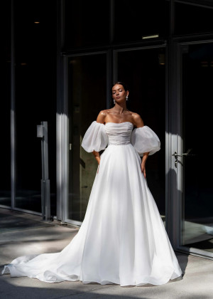 Strapless Beaded White Organza Wedding Dress With Detachable Puffy Sleeves